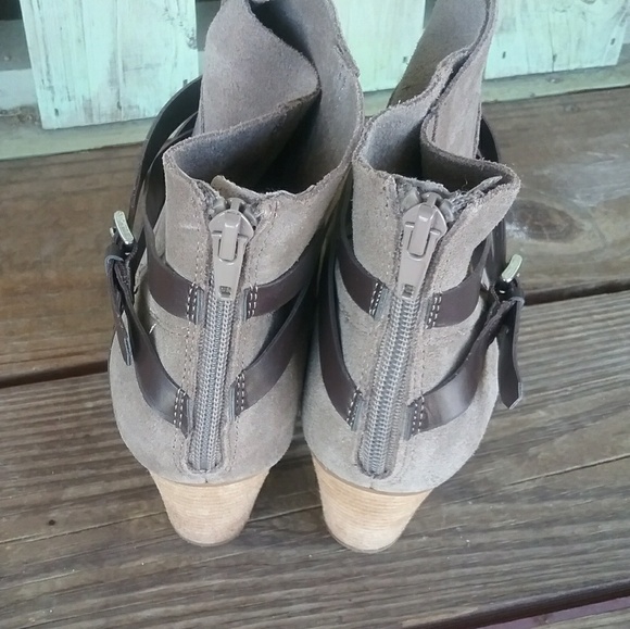 Carlos Santana Booties - Picture 2 of 5